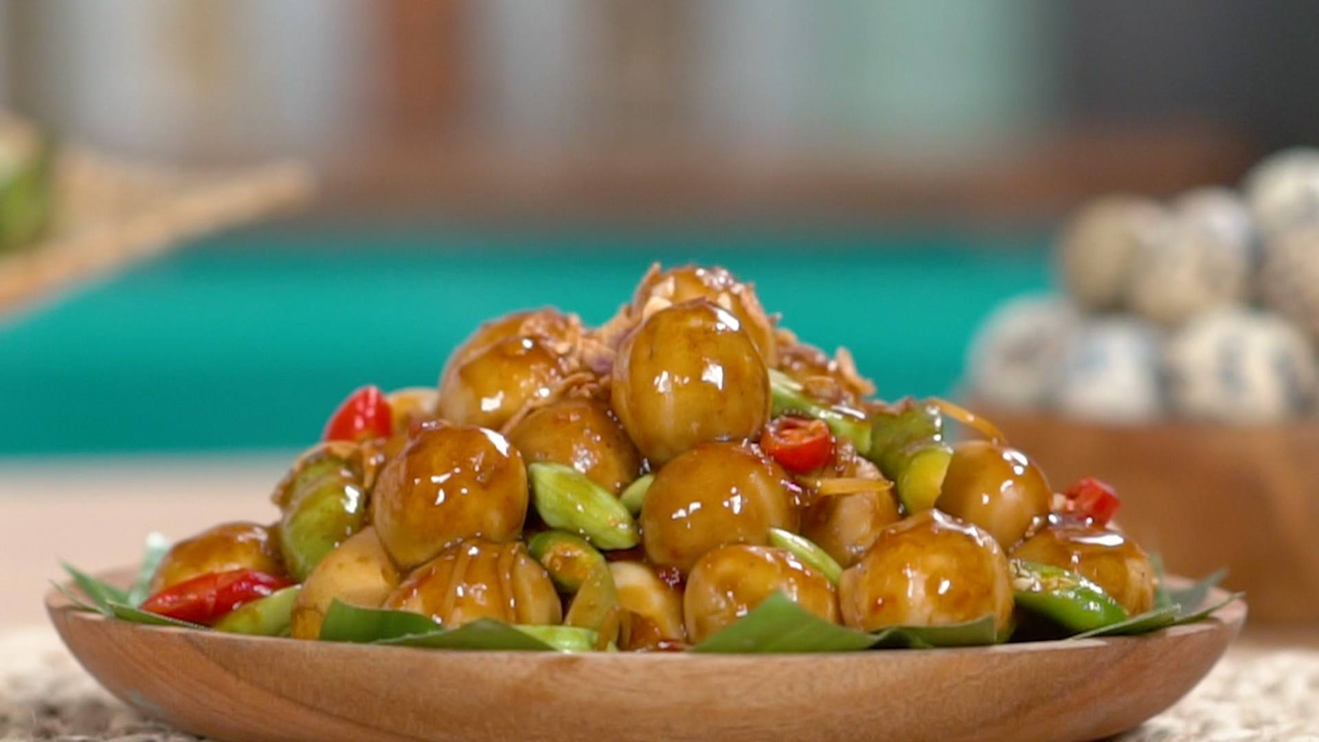 Resep Semur Telur Pedas Petai - Masak Apa Hari Ini?