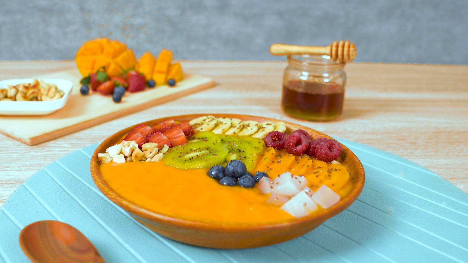 Resep Smoothie Bowl Mango Yoghurt - MAHI