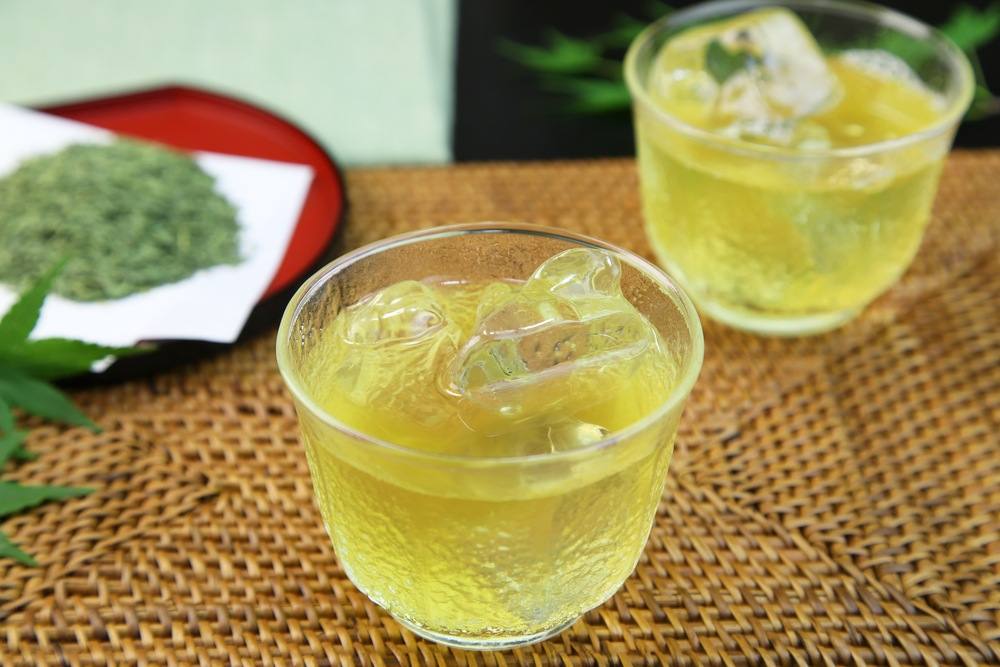 Resep Sparkling Lychee Tea - MAHI