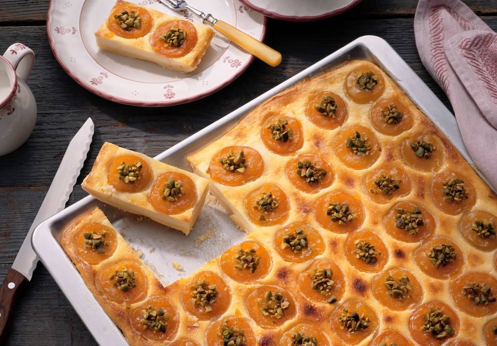 Aprikosen-Käsekuchen mit Pistazien Rezept - Rezept & Bild