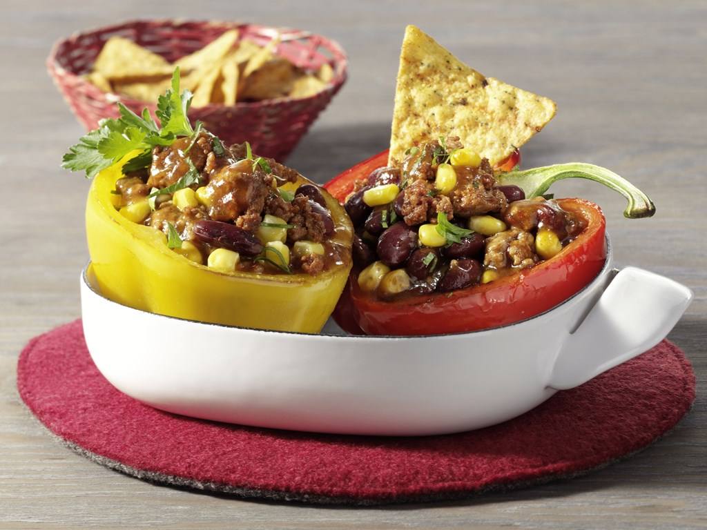 Gefüllte Paprika mit Hacksauce à la Chili Con Carne Rezept - Rezept & Bild