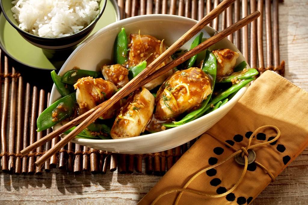 Hähnchen asiatisch an Ingwer mit Sojasauce Rezept - Rezept & Bild