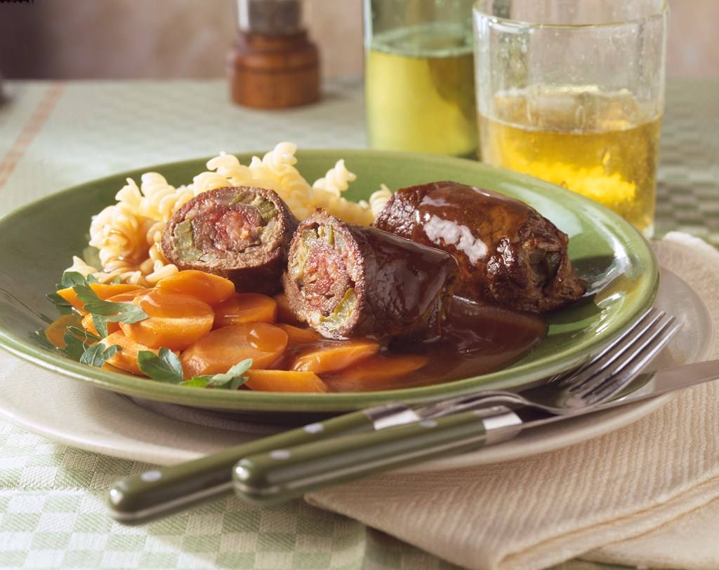 "Klassische" Rinderrouladen Rezept - Rezept & Bild