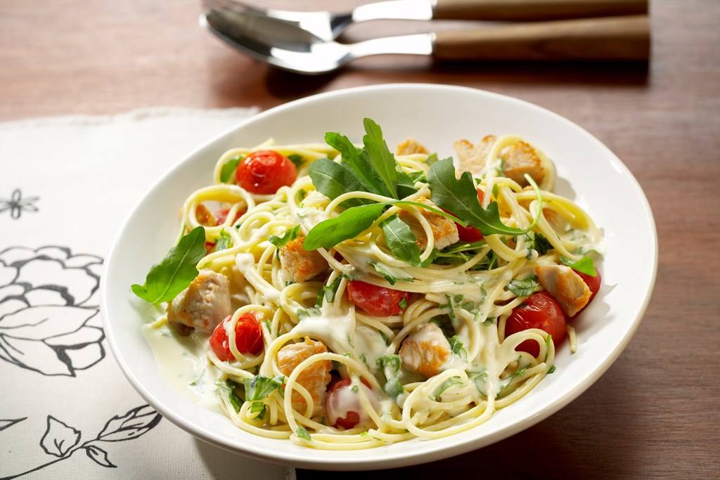 Rucola-Pasta mit Frischkäsesauce Rezept - Rezept & Bild