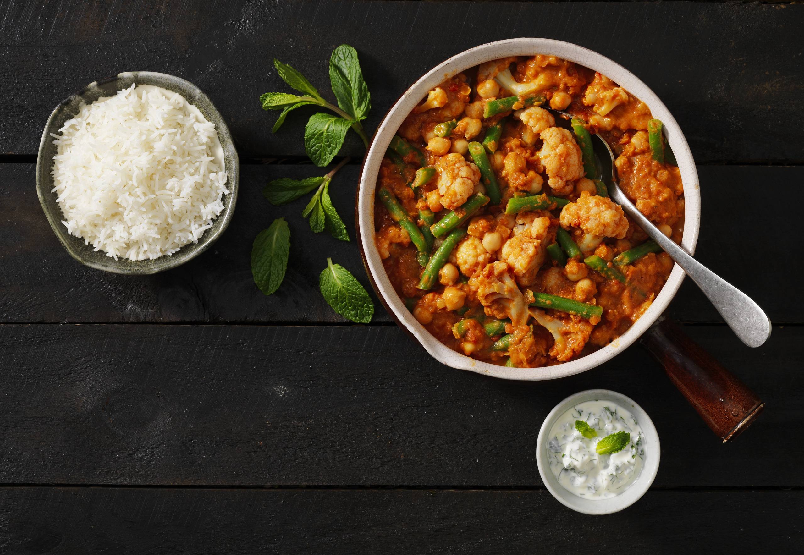 Cauliflower & Chickpea Dhal 40 Mins  recipe