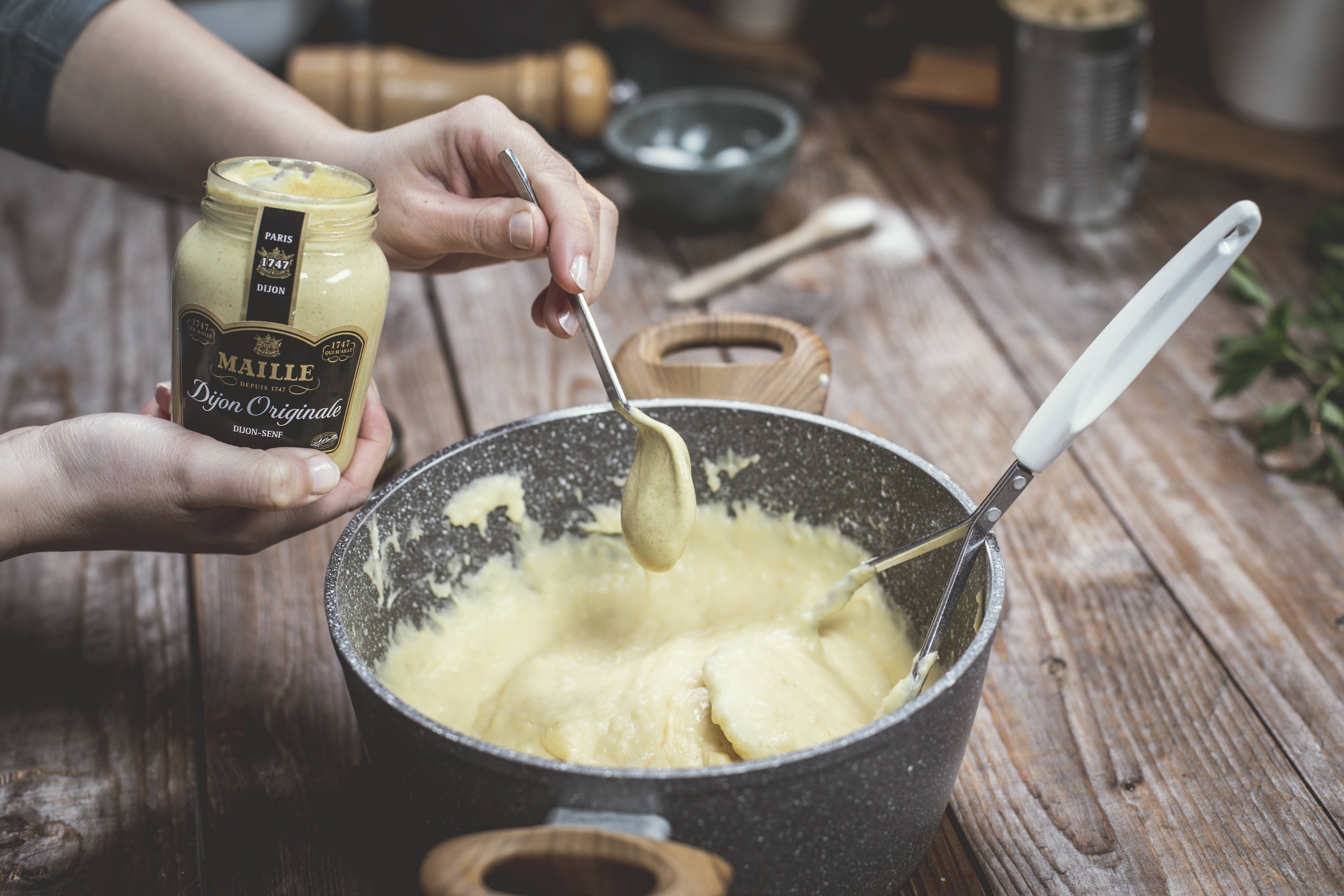 Überbackener Hackbraten mit Sauerkraut und Kartoffelpüree 75 Minutes  recipe