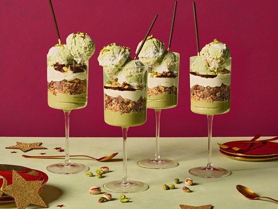 Pistache & Chocolade Ijscoupe 20 min  recipe