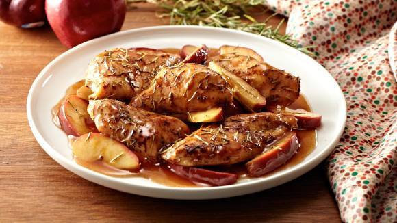 ROASTED APPLE CHICKEN WITH CINNAMON GLAZE
