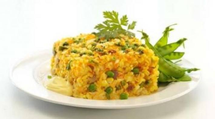 Pastel de arroz multicolor