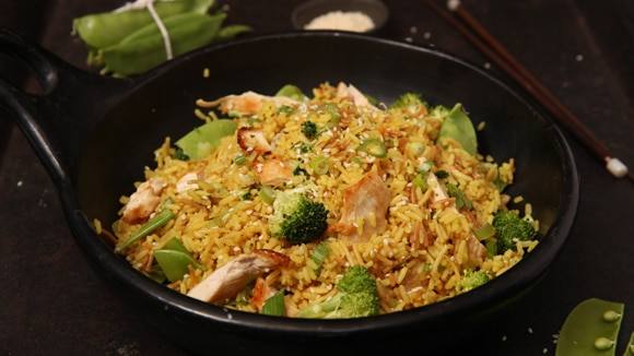Garlic Sesame Rice with Chicken