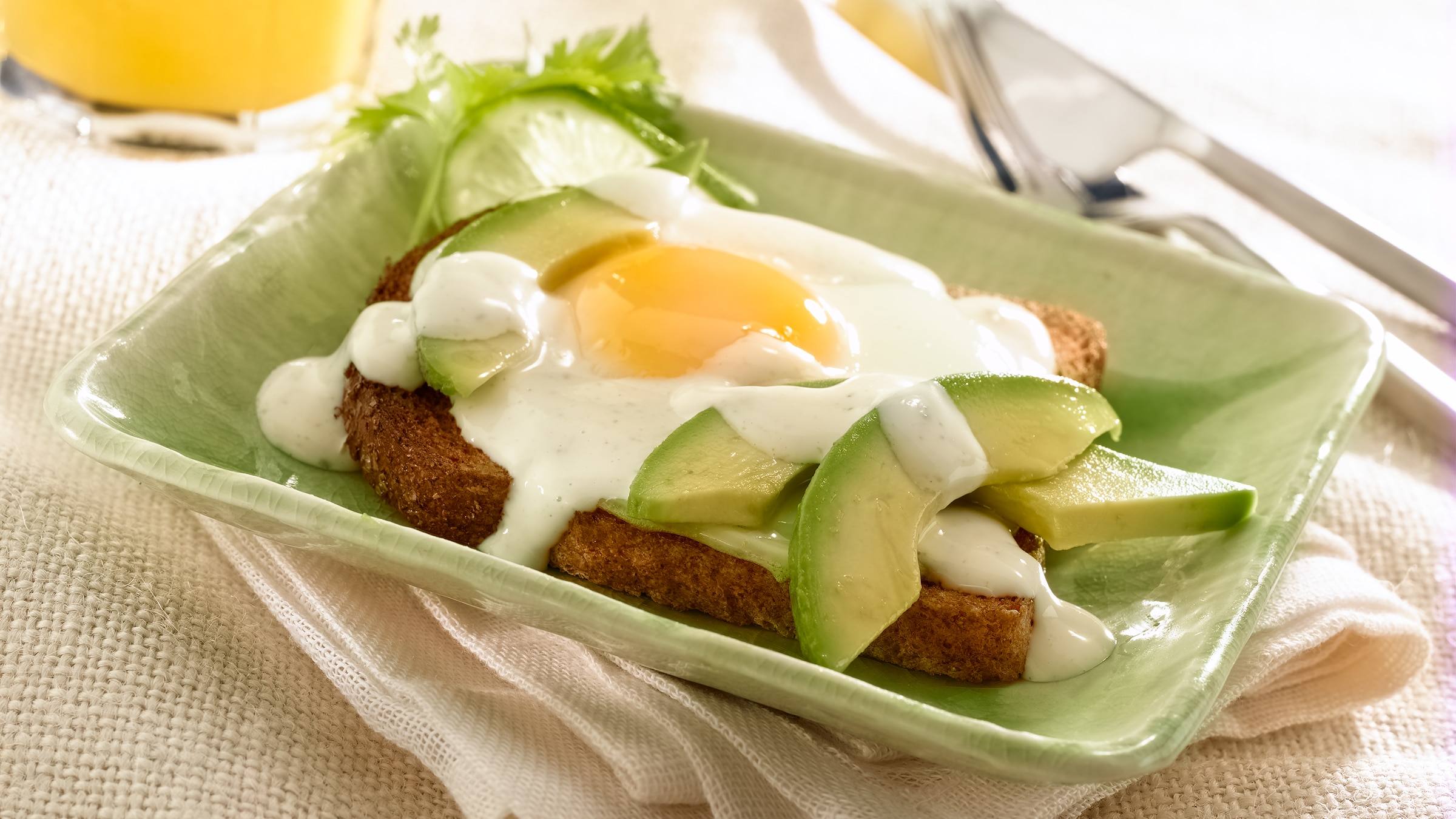 Sandwiches De Aguacate Para El Desayuno