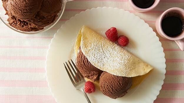 Chocolate-Filled Crepes