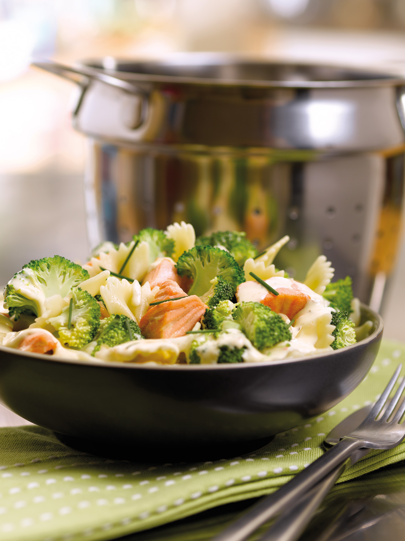 Farfalle aux brocolis et au saumon