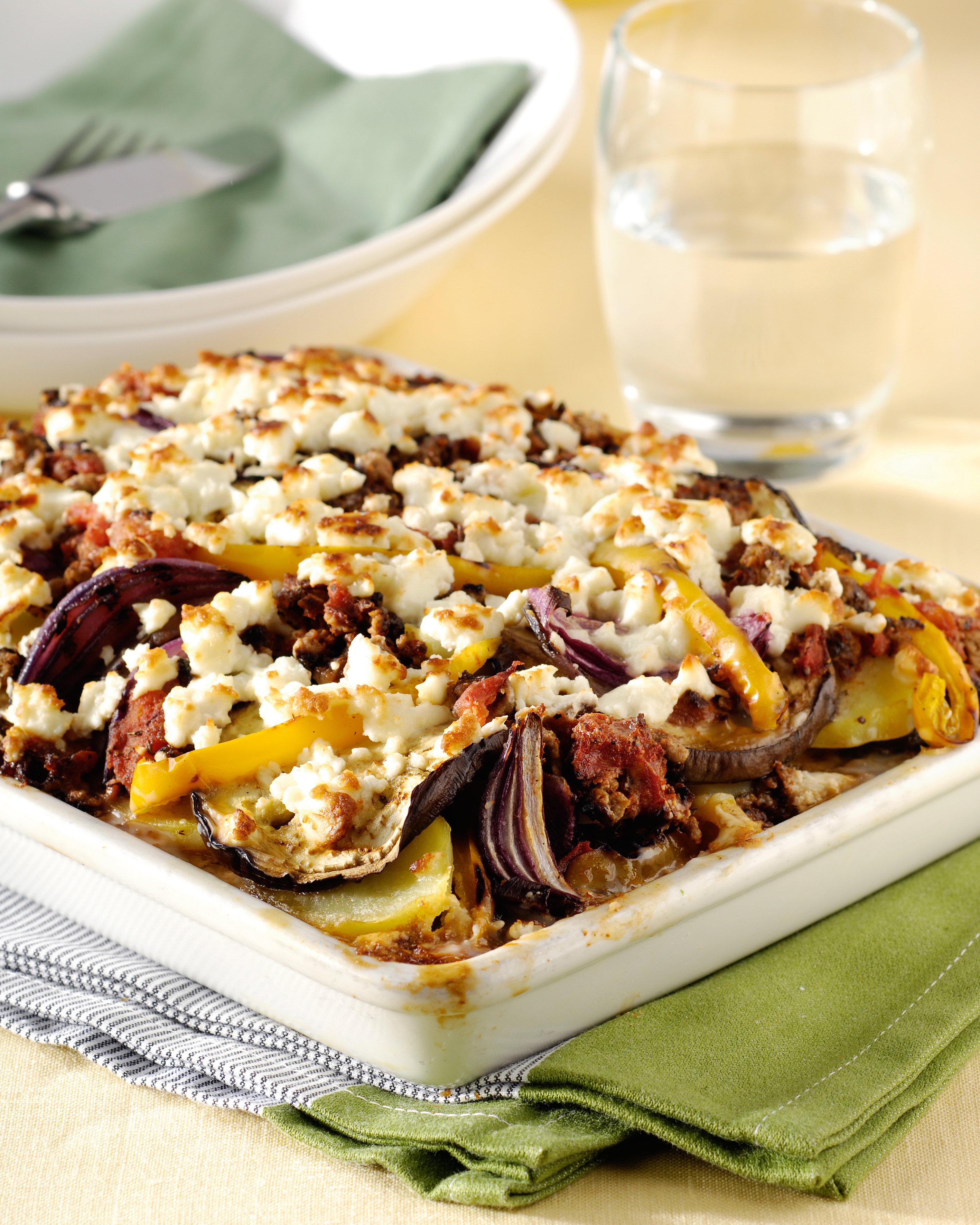 Vegetarische moussaka met gegrilde groenten