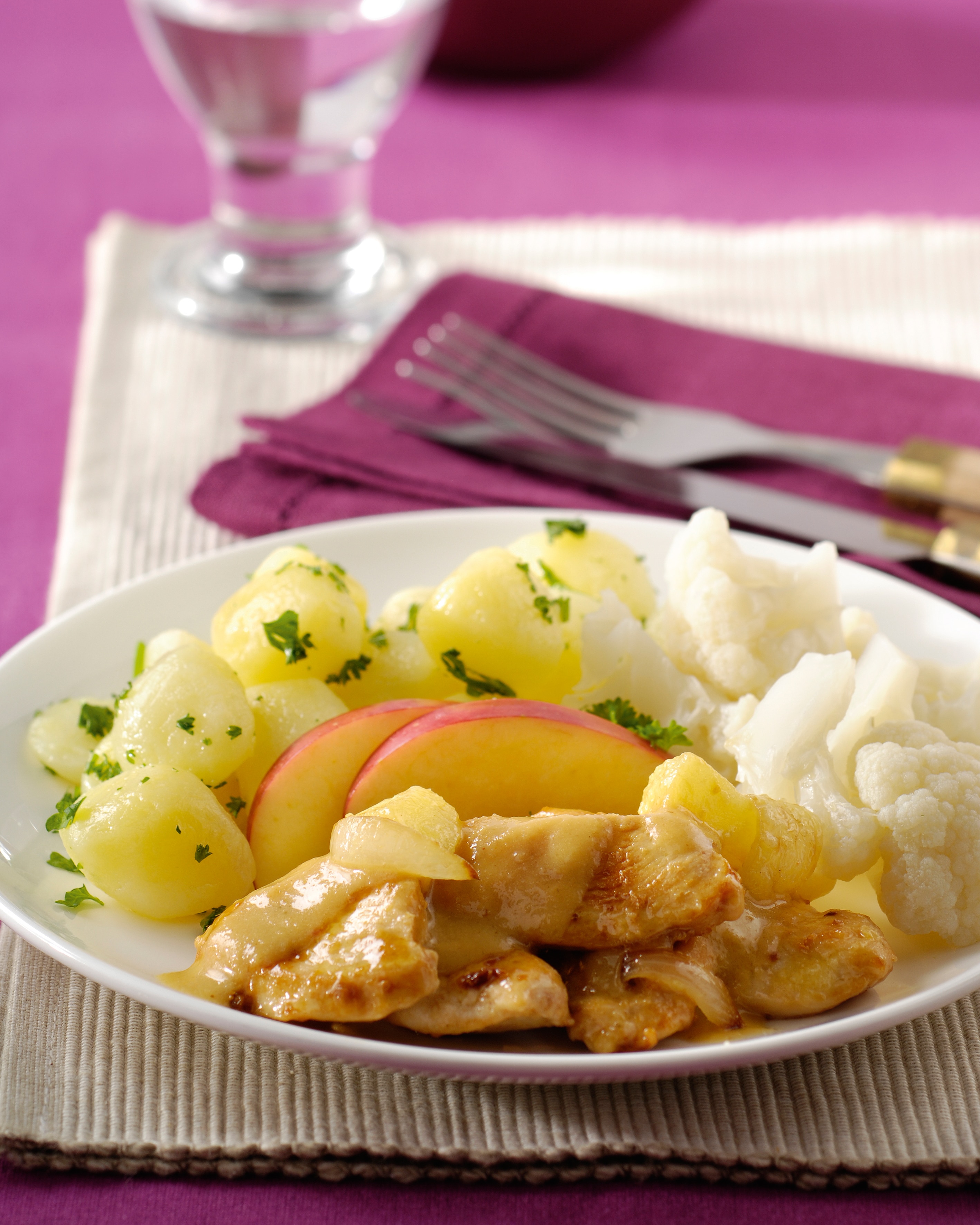 Kipfilet met mosterd-appelsaus