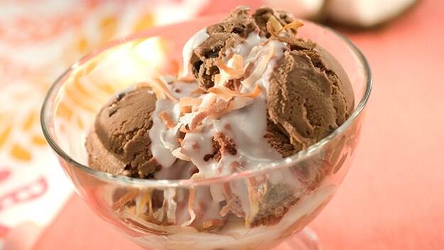 Sundaes de chocolate y coco
