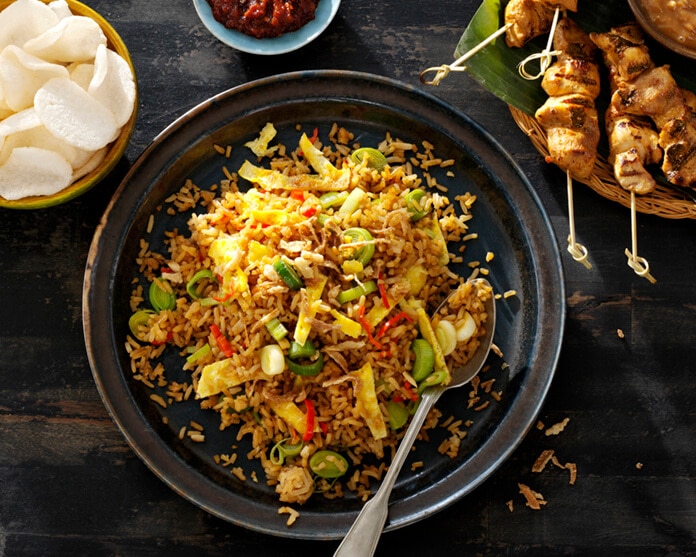Nasi Goreng met Sate Ayam & Atjar
