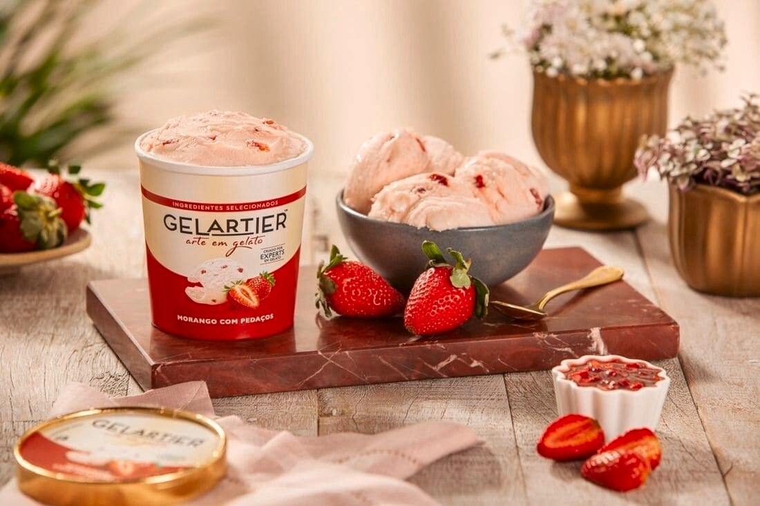 Gelato de Morango com Pedaços de Morango 