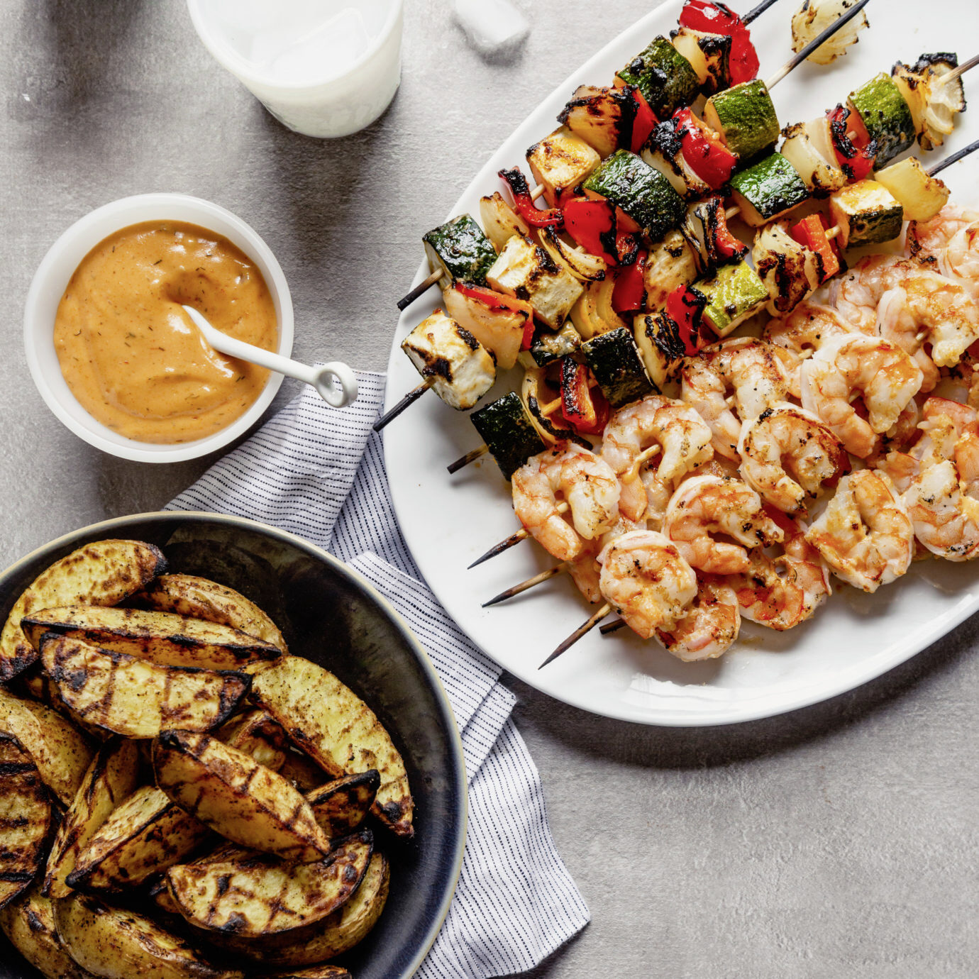 grilled-shrimp-veggie-skewers