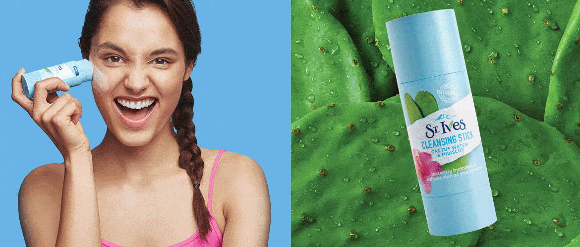 modelo usando cactus water and hibiscus cleansing stick
