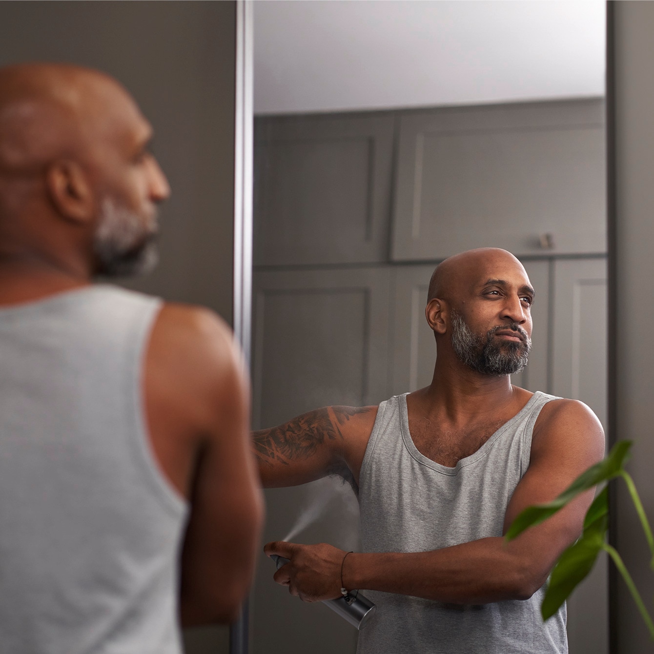 How To Use Men's Body Spray Deodorants Dove