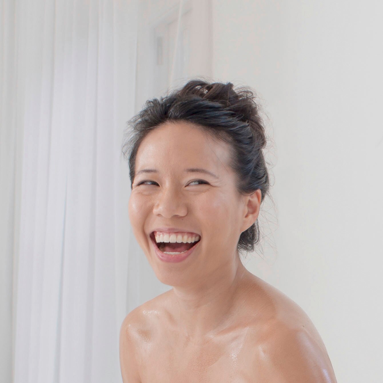 How Does Dove Beauty Bar Keep Skin Moisturised? Dove