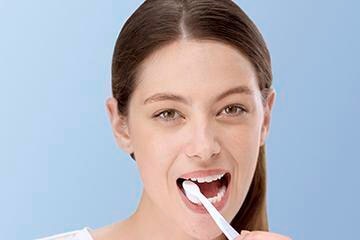 how to treat of bleeding gums