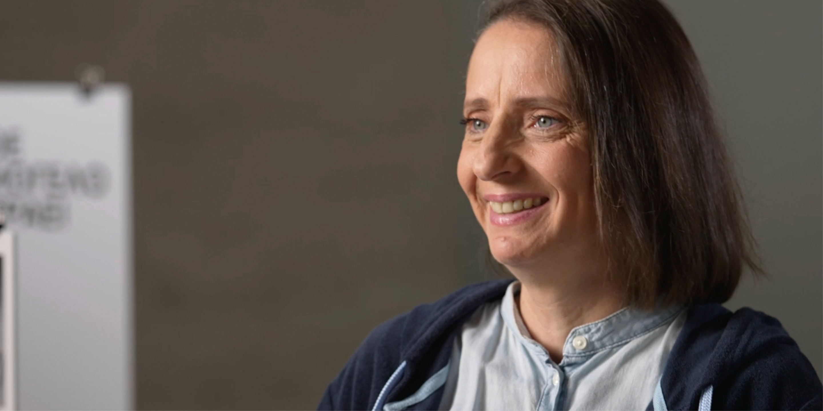  Πέρα από τα μπροστινά μας δόντια