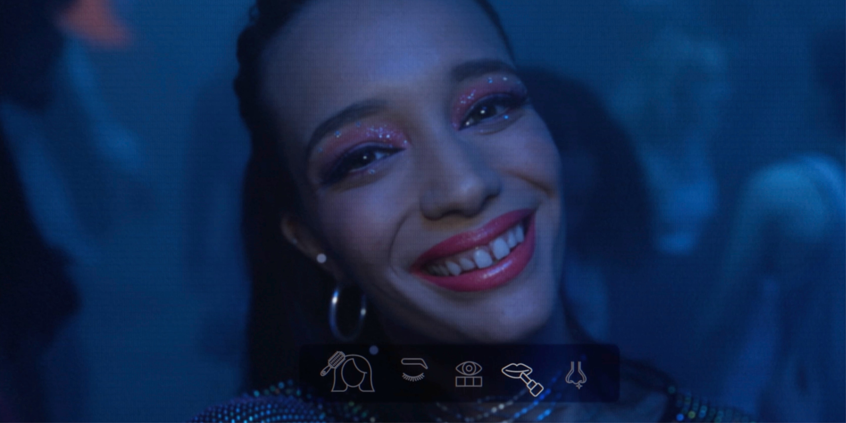 Πέρα από τα μπροστινά μας δόντια