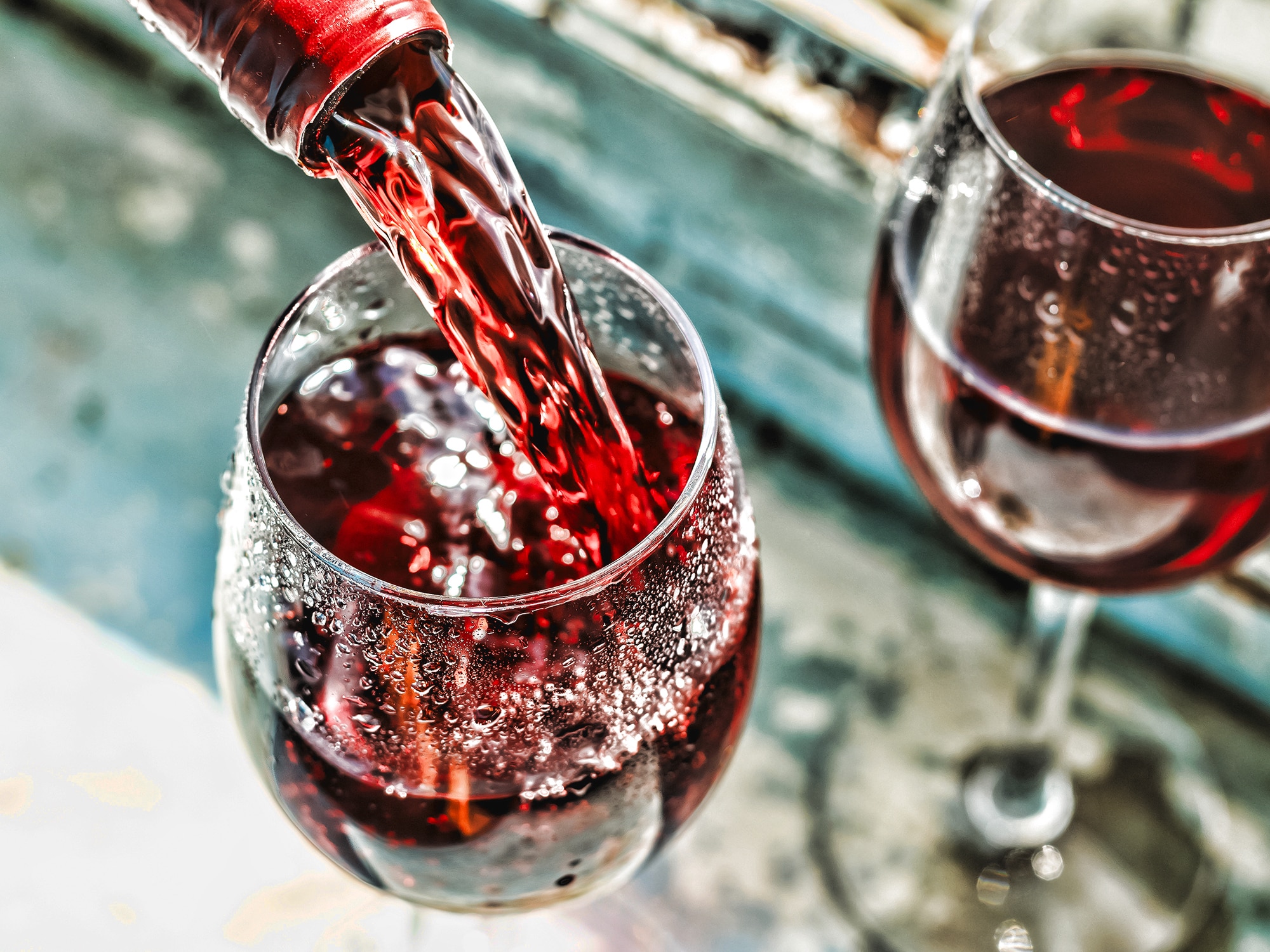 Cách nước uống giải rượu giúp loại bỏ chất cồn khỏi cơ thể là gì?
