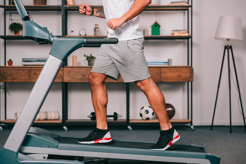 alat olahraga treadmill