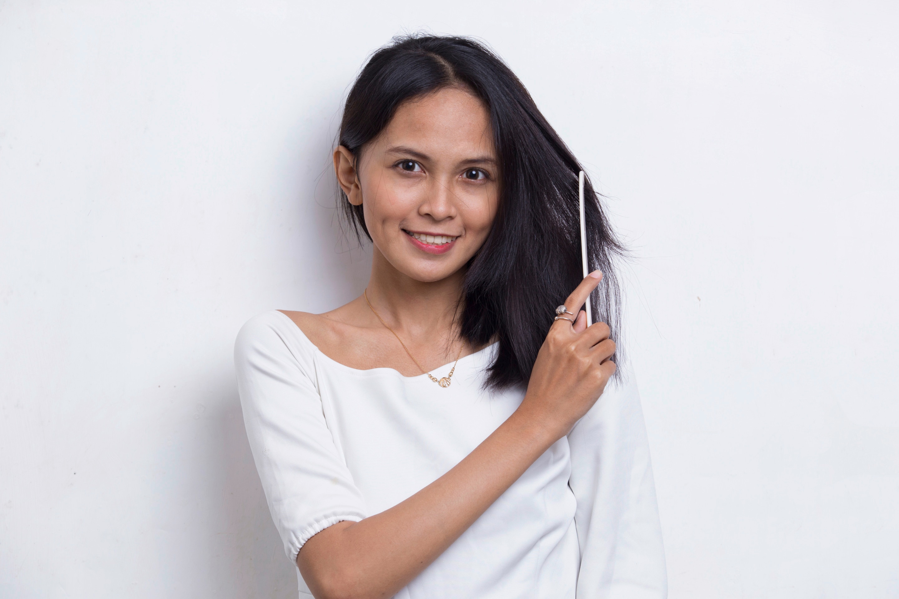 4 Ways to Smoothen Hair Tangles