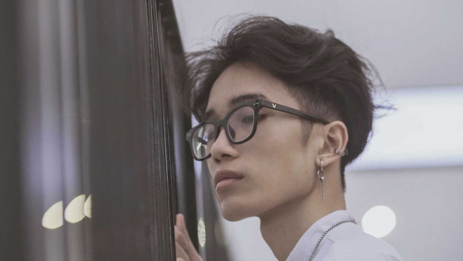 The Buzzed Sides Middle Part