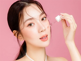 7 Cara Memakai Serum yang Benar & Tepat untuk Wajah