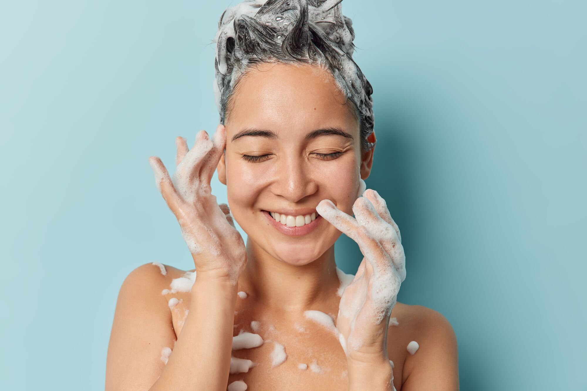 Mengatasi Rambut Rontok dengan Dove Sampo Serum Perawatan Rambut Rontok