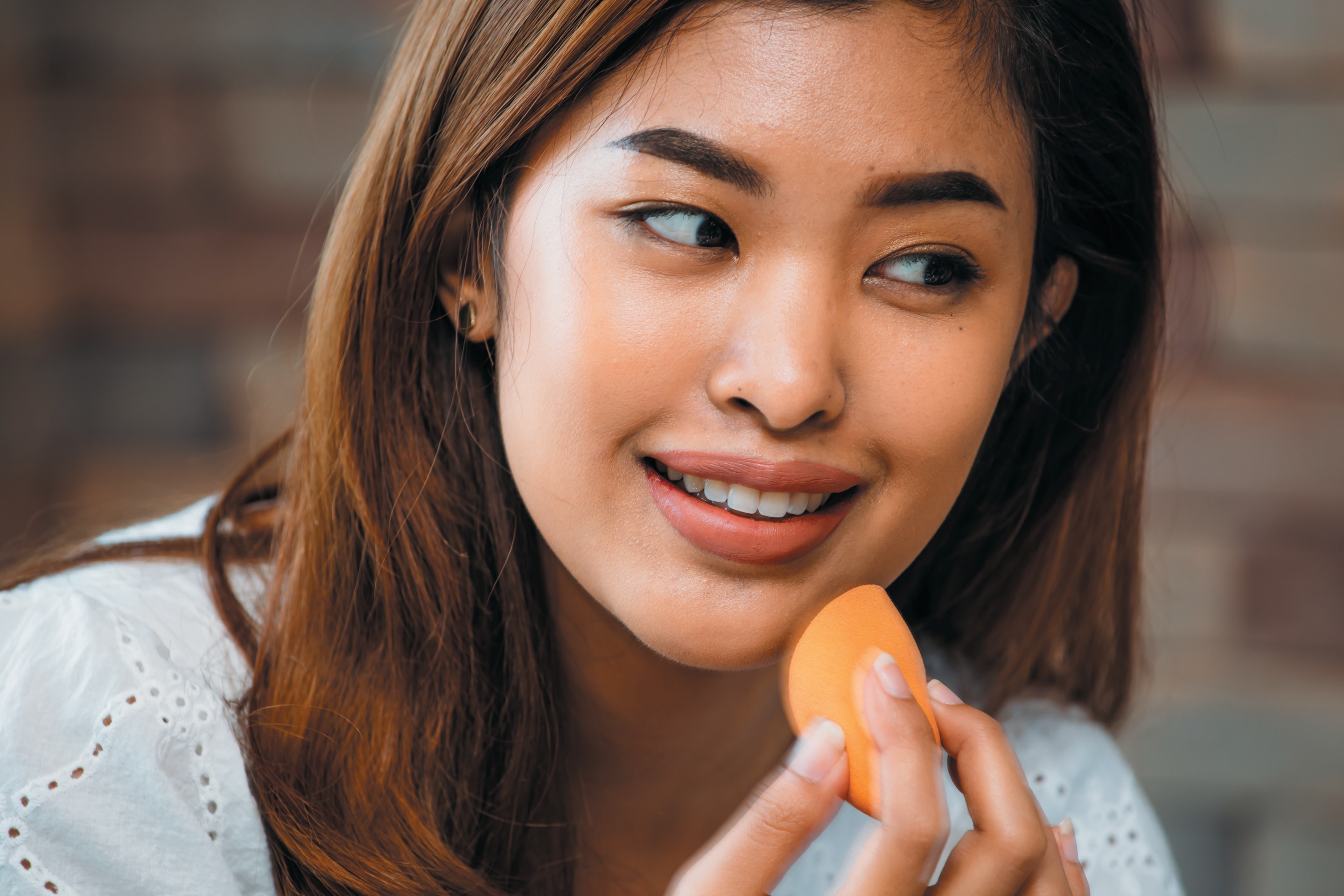 Do I Apply Sunscreen Before or After Makeup?