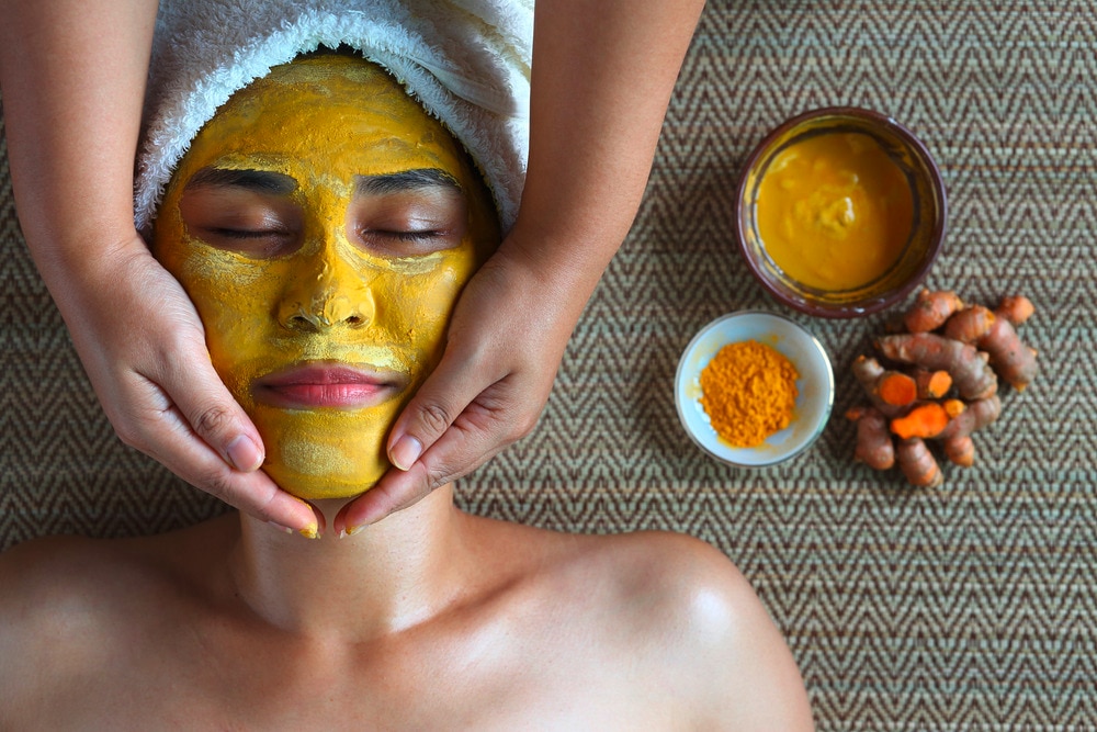 6 Turmeric Benefits for Your Skin