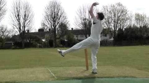Cricket - Out-swing and In-swing
