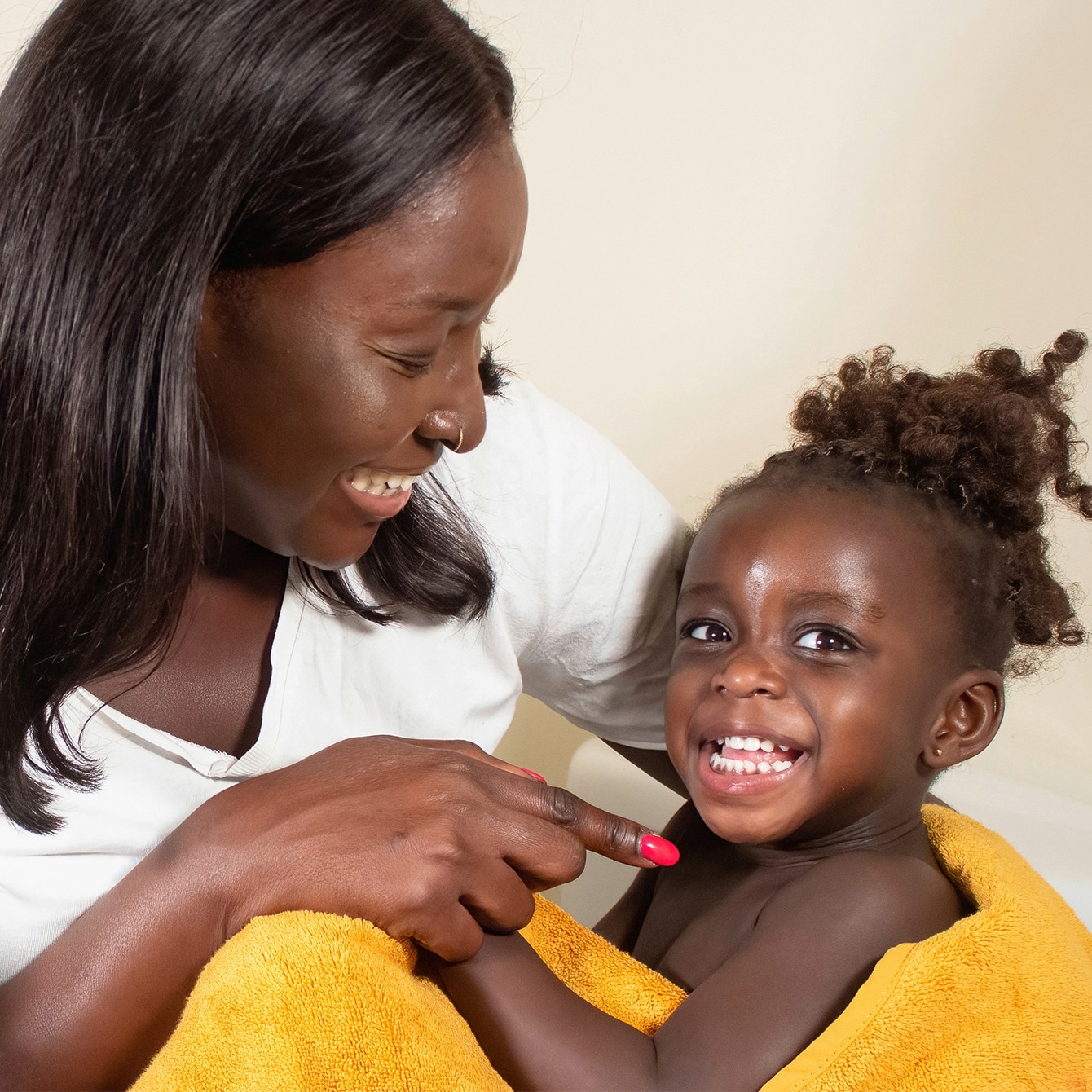 Fun bath games for sensorial bonding moments with babies and toddlers