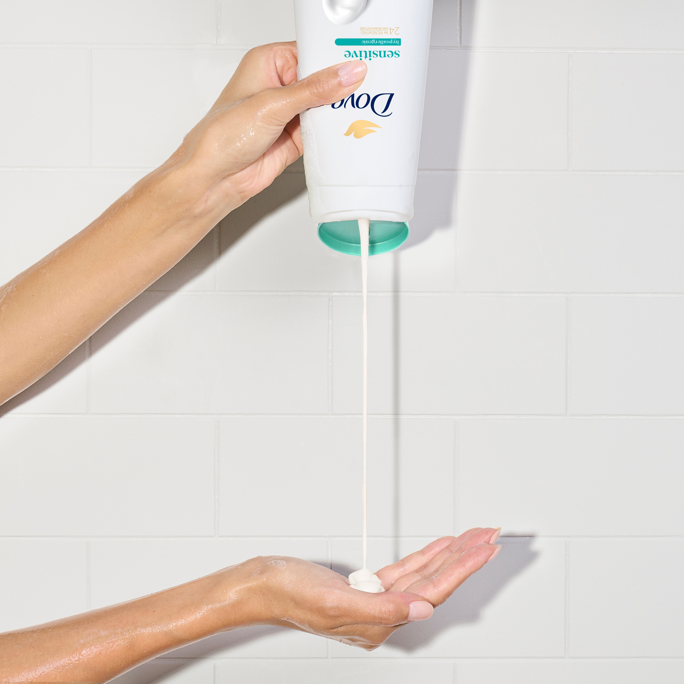 Dove sensitive micro moisture