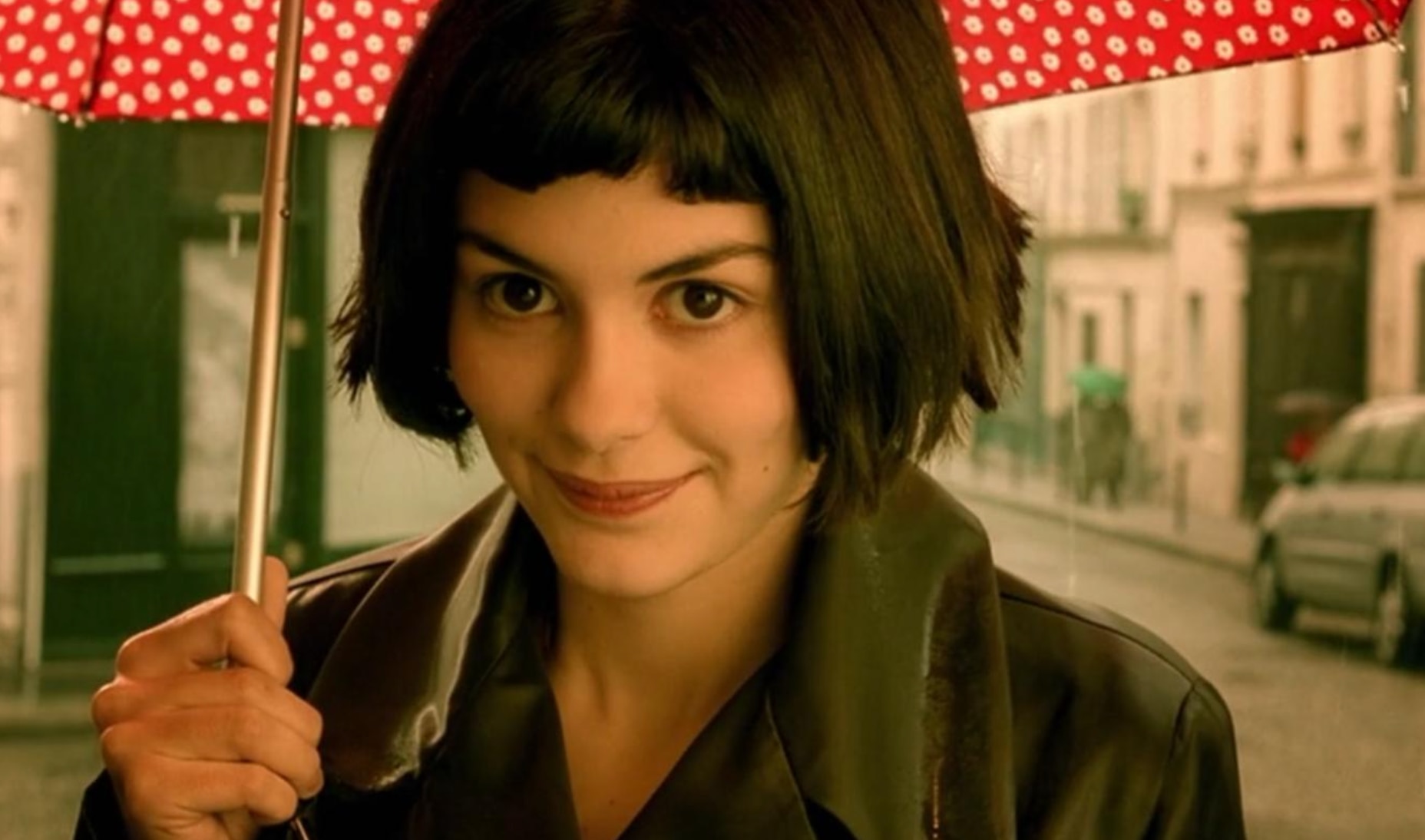 Audrey Tatou with her iconic hairstyle in Amelié.