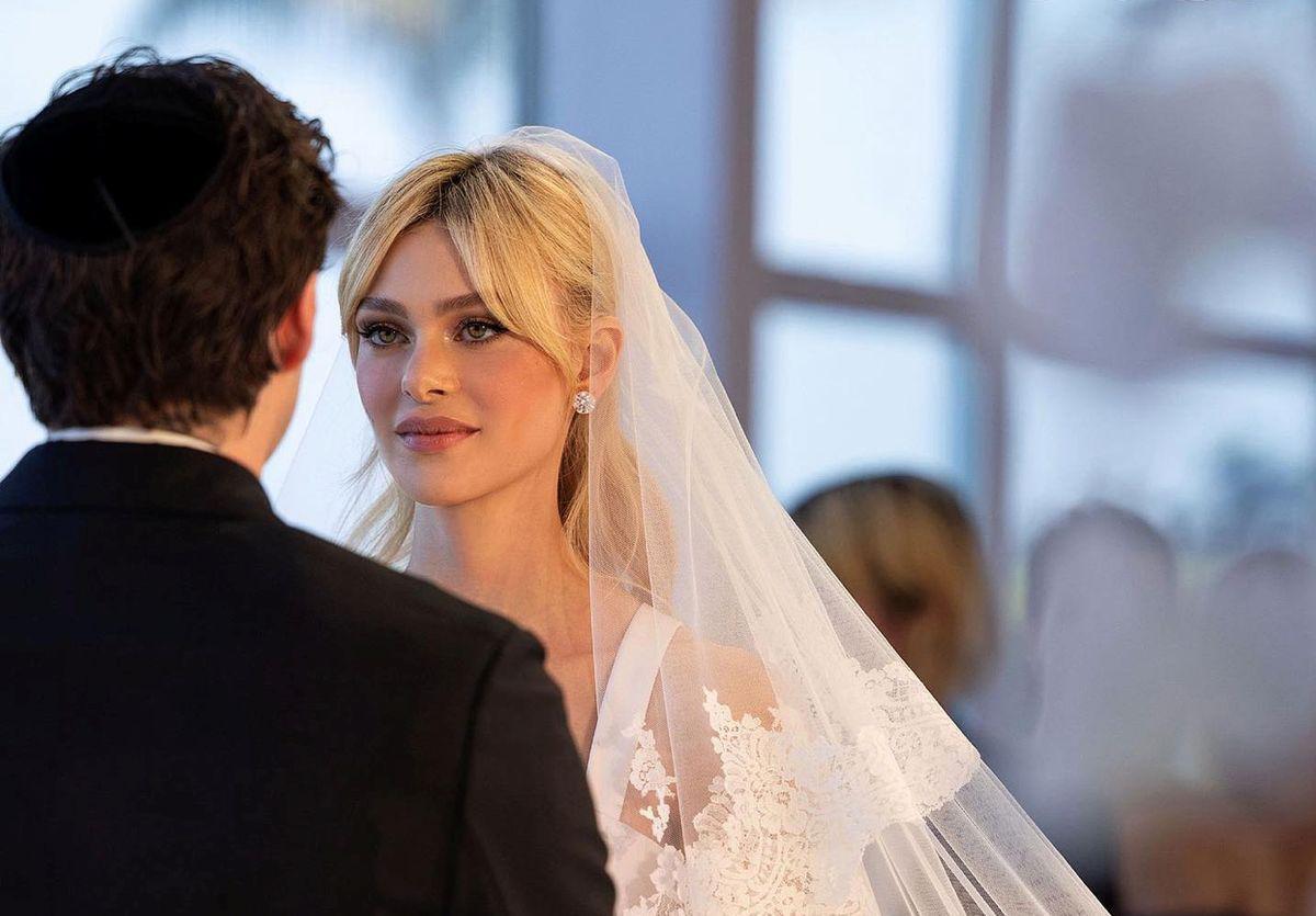 Breaking Down Nicola Peltz and Her ’90s Wedding Look 