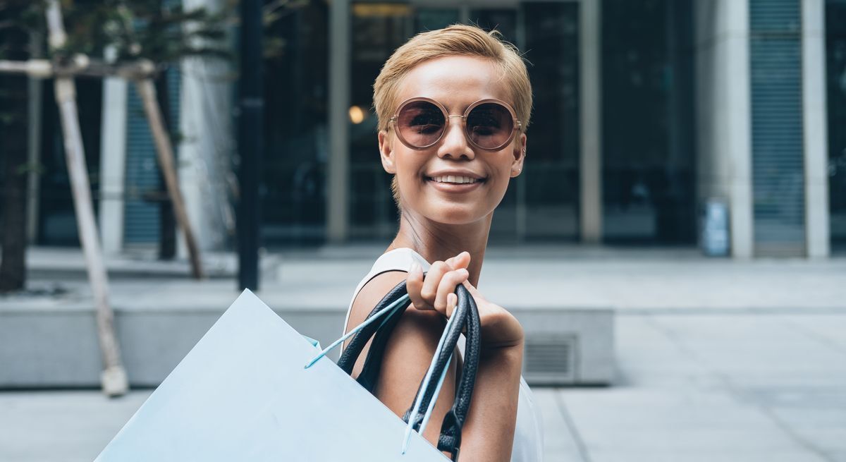 How to Highlight Your Face Structure with the Right Haircut