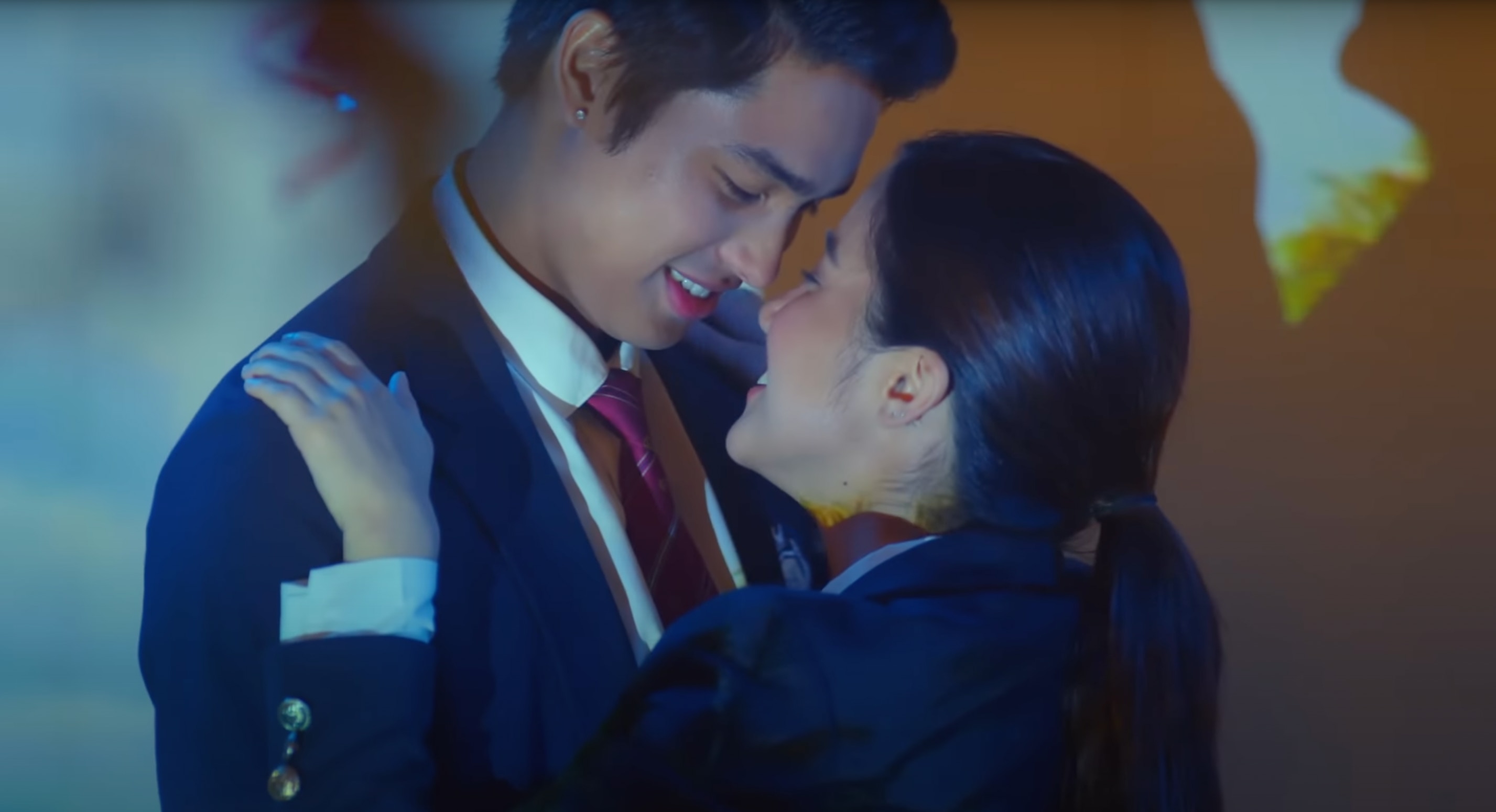 Donny Pangilinan and Belle Mariano Get Closer in Commercial