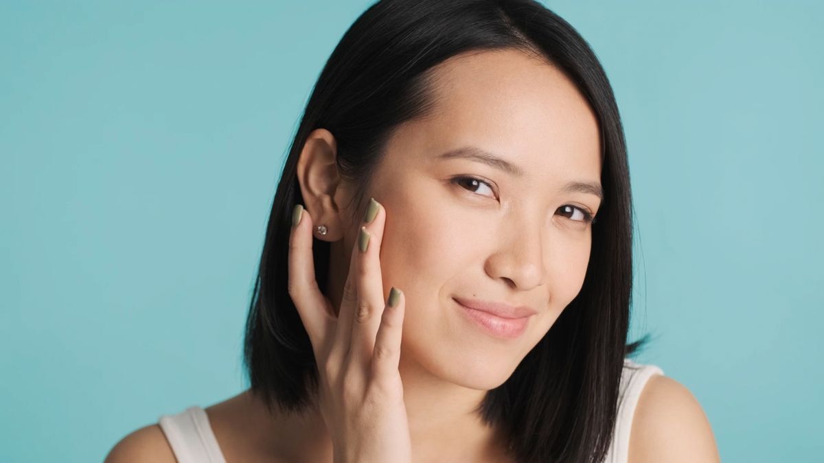 Woman with good, healthy skin