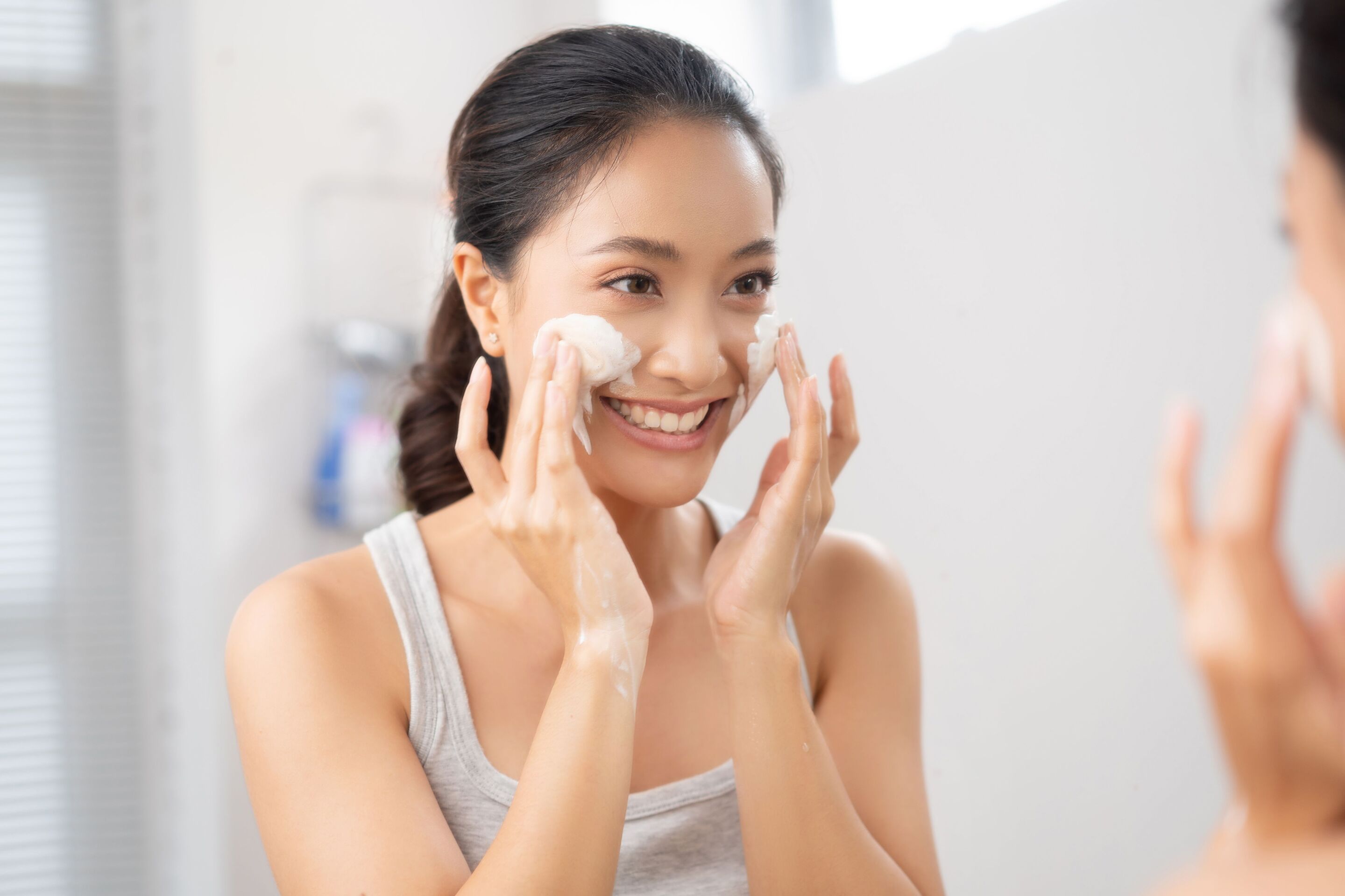 How to Exfoliate Face the Right Way