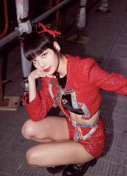 Blackpink’s Lisa backstage at one of her group’s concerts.