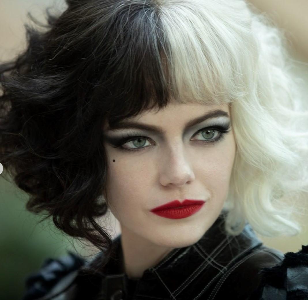 Emma Stone in Cruella