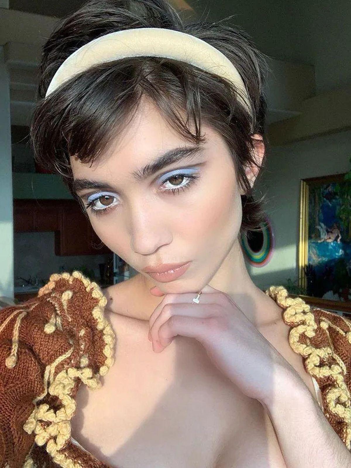 Rowan Blanchard bixie cut 