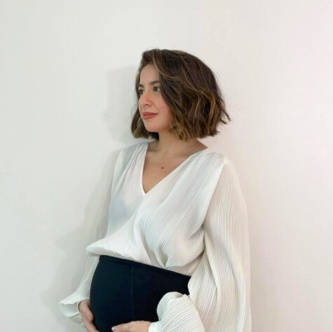 vania romoff with short hair